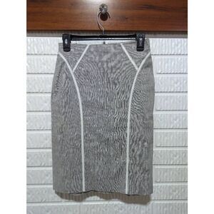 Bebe Women's Gray White Trim Linen Blend Back Zip Pleat Back Pencil Skirt Size 4